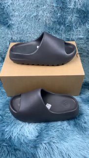 Zapatilla Adidas