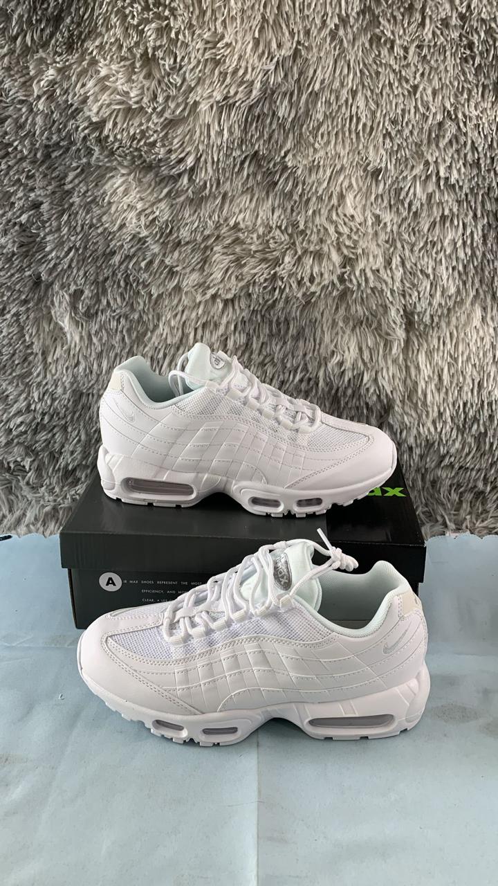 Zapatilla Nike
