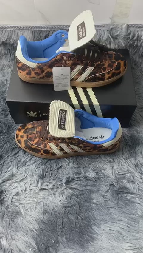 Zapatilla Adidas